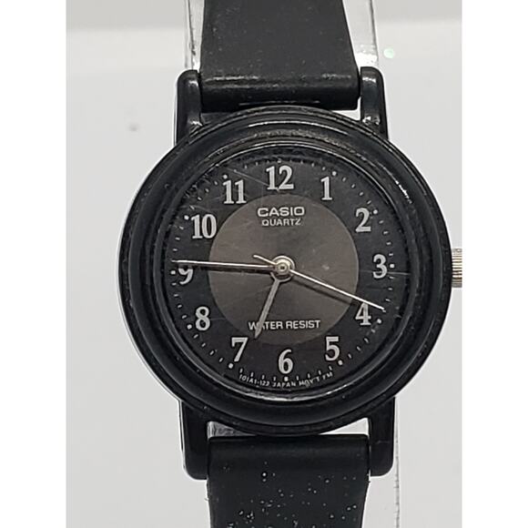 Casio Men's watch. Water resistant. LQ-139, 1330